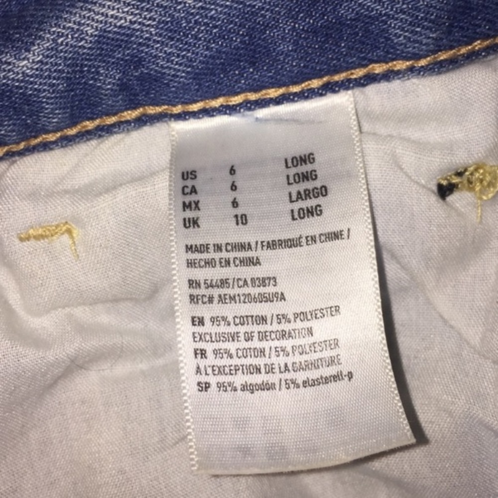 American Eagle Light Washed Distressed High Rise Skinny Jeans Size: 6 Long - Picture 4 of 5